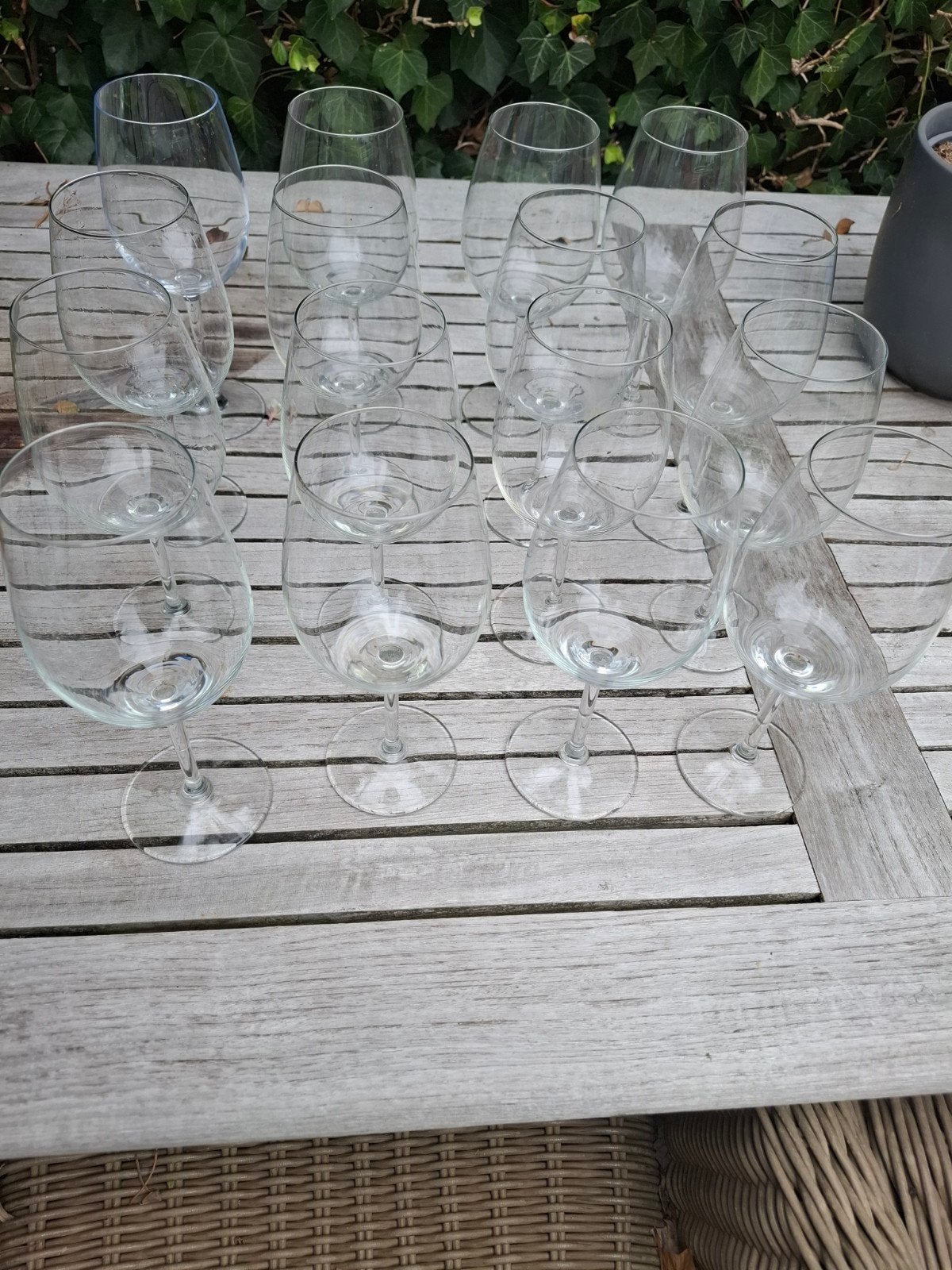 16 wijnglazen set - perfect voor elke gelegenheid, Ophalen of Verzenden