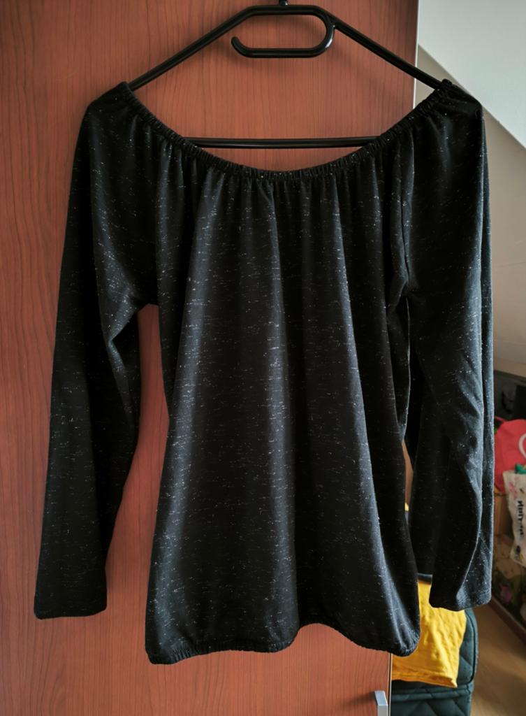 Off Shoulder Top Met Glitter - Maat 44, Kleding | Dames, Tops, Zwart, Maat 42/44 (L), Ophalen of Verzenden, Zo goed als nieuw