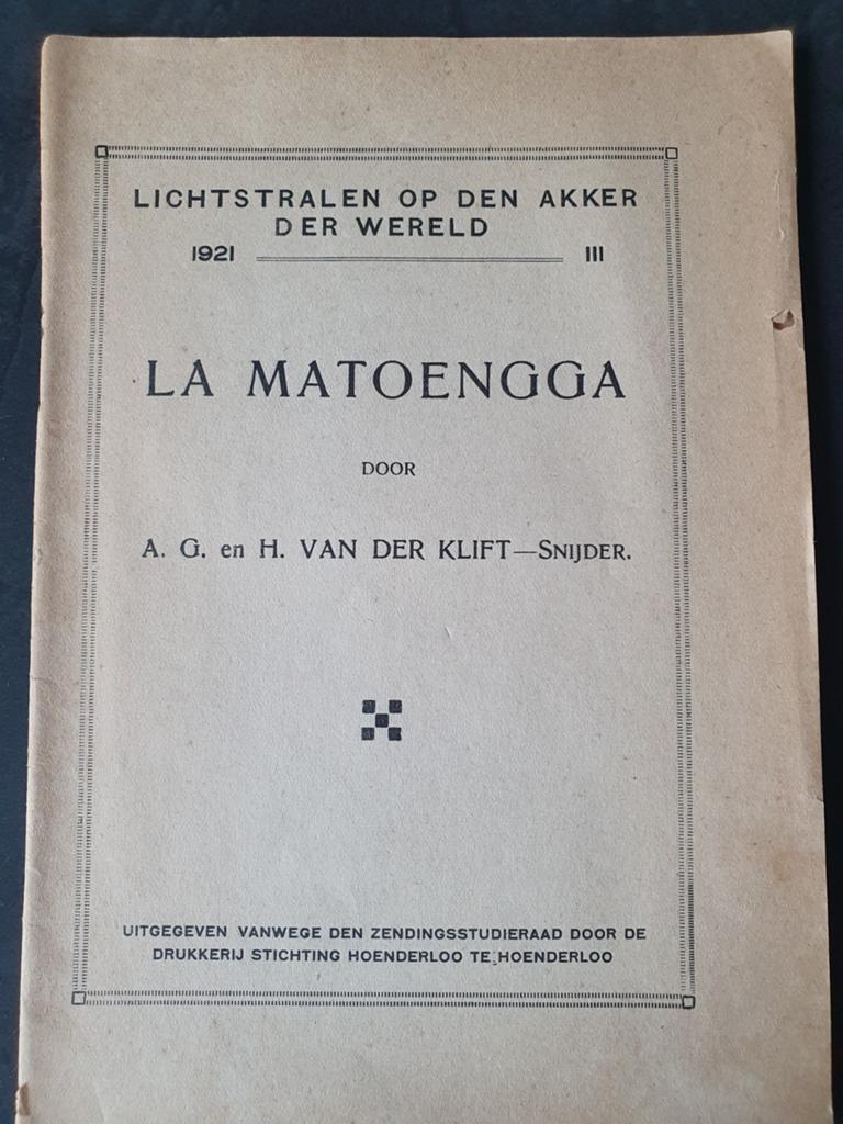 Zeer zeldzaam boek, uit 1921, LA Matoengga, Ophalen of Verzenden
