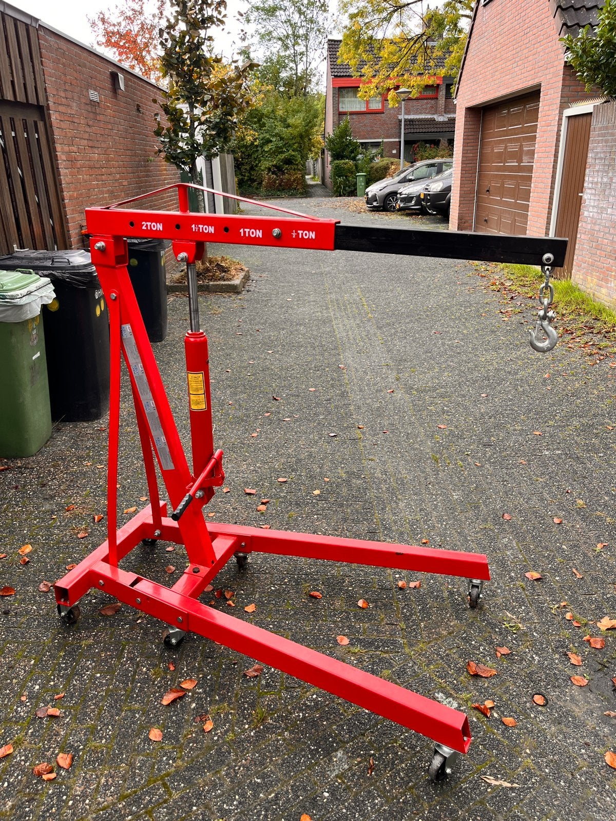 Te Huur: Motortakel / werkplaatskraan 2 ton, Ophalen, Gebruikt
