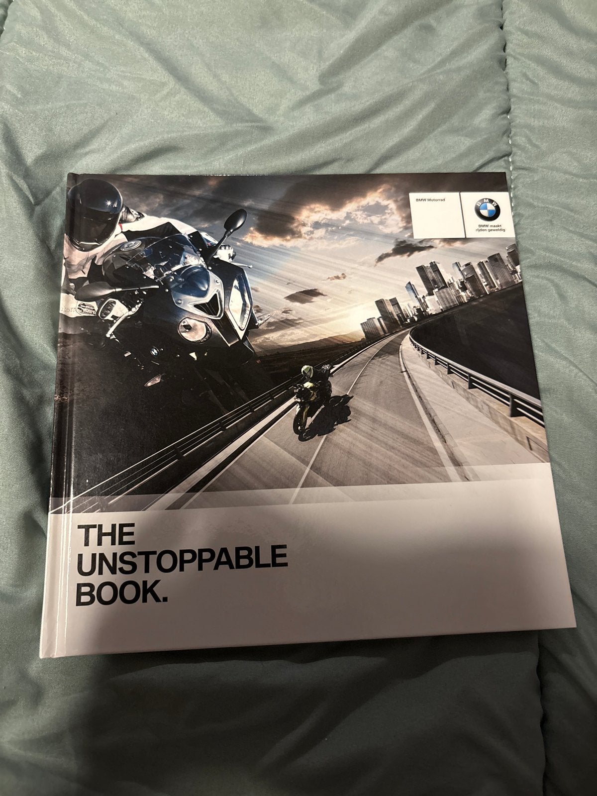 BMW Motorrad: The Unstoppable Book, Ophalen of Verzenden, Zo goed als nieuw