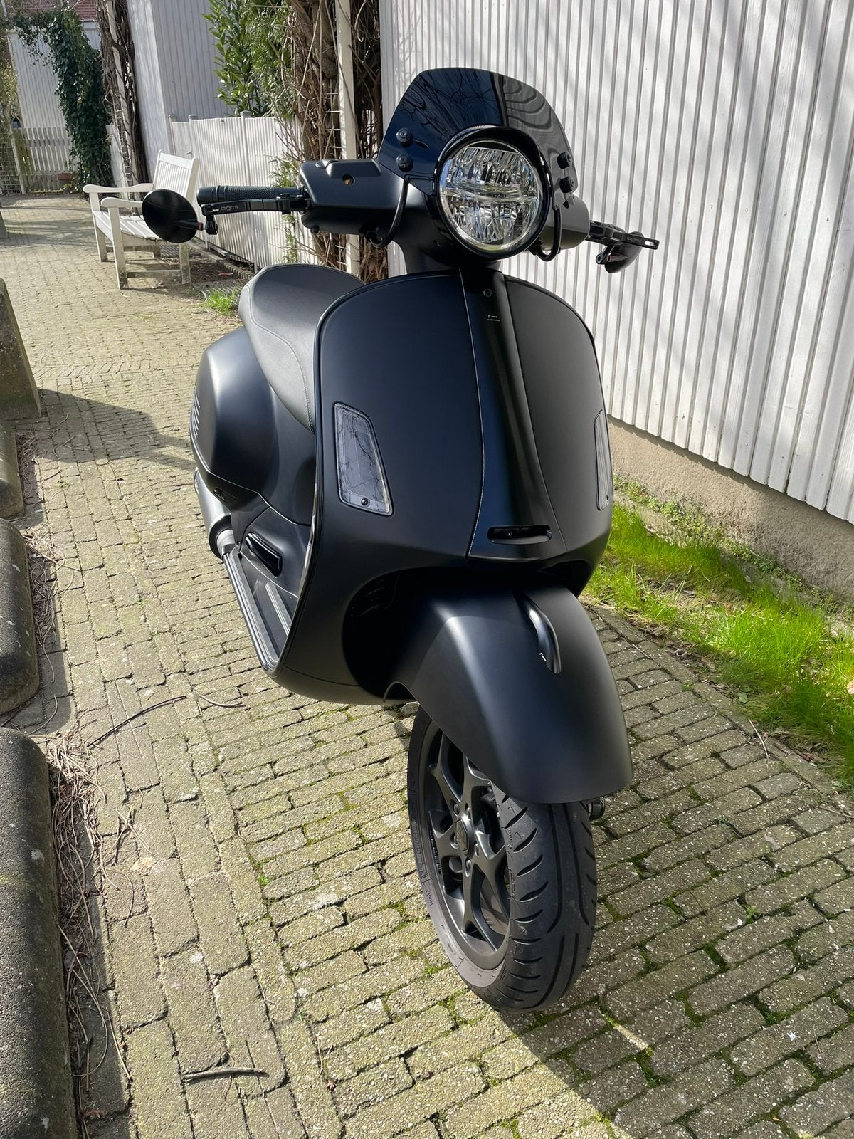 Unieke volledig customized (Rizoma) Vespa GTS 300 HPE, Fietsen en Brommers, Snorfietsen en Snorscooters, Zo goed als nieuw, Vespa