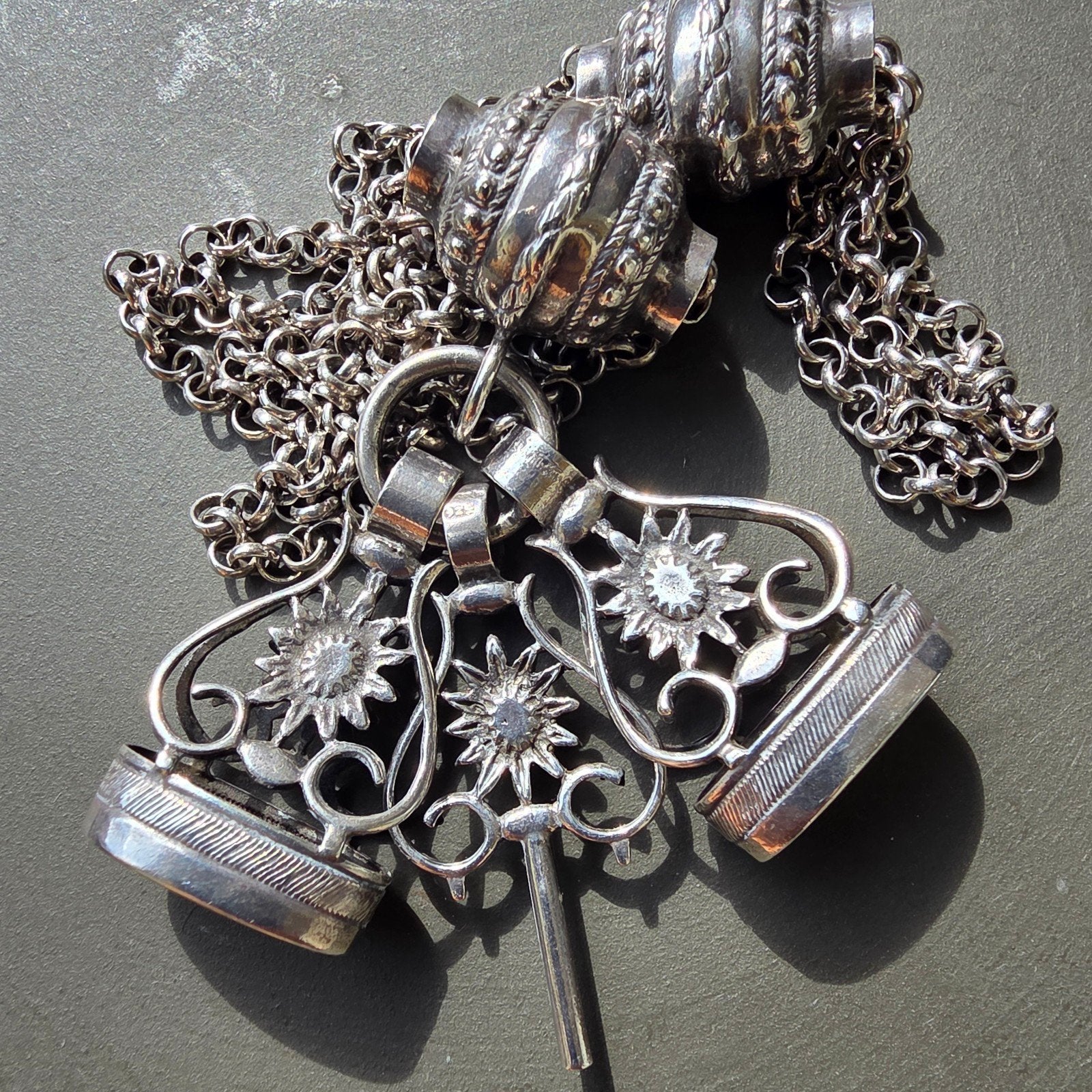 Antieke zilveren jasseron ketting met zegels en hanger, Ophalen of Verzenden, Zilver, Ketting