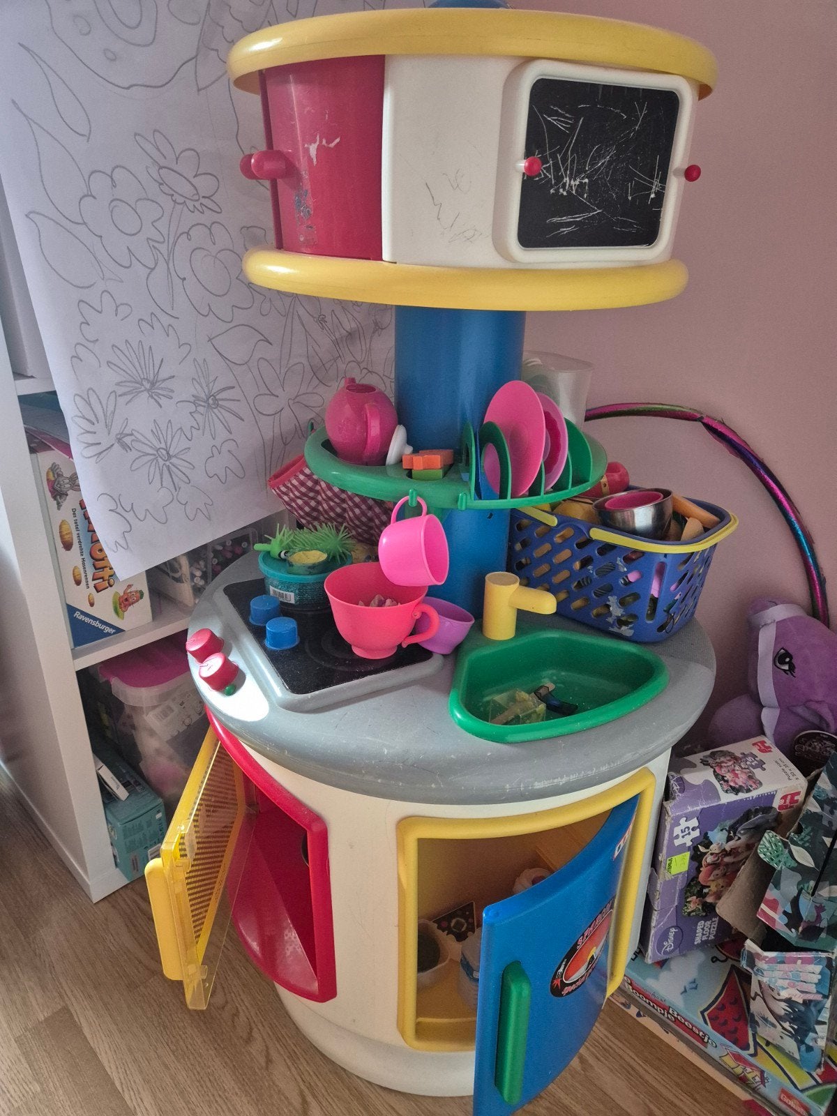 Berchet Speelkeuken met accessoires, Kinderen en Baby's, Speelgoed | Speelkeukens, Ophalen, Gebruikt, Kunststof, Speelkeuken