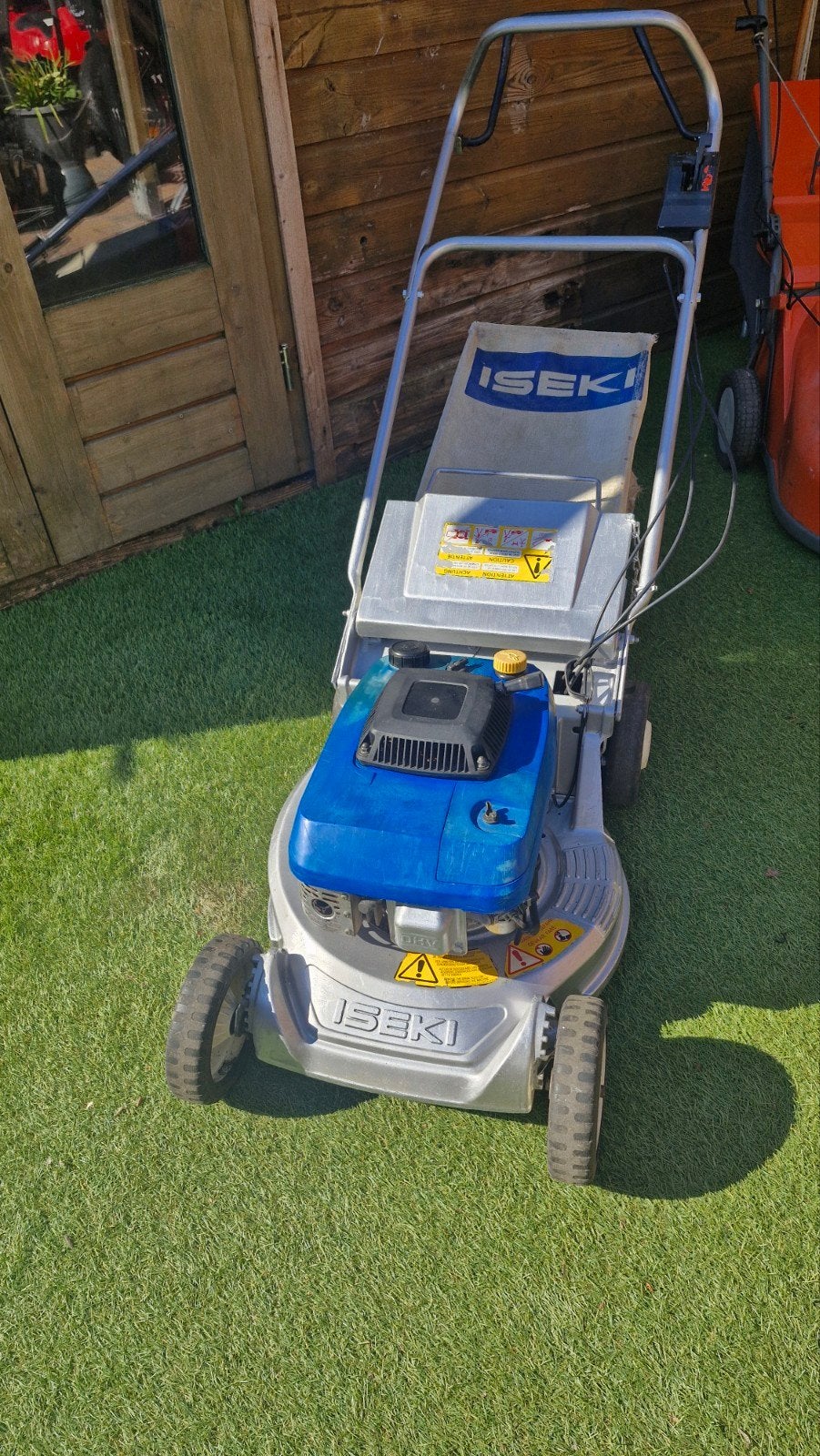 Iseki grasmaaier met cardan aandrijving regelbaar., Tuin en Terras, Grasmaaiers, Ophalen, 50 cm of meer