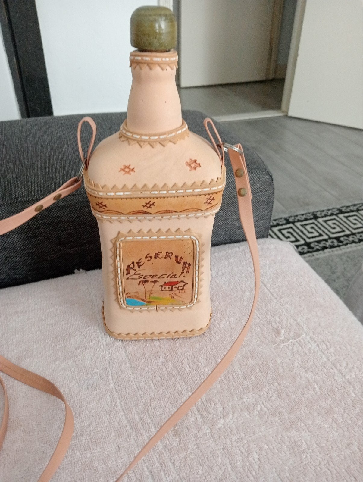 handgemaakte glazen fles omwikkeld m, Antiek en Kunst, Ophalen