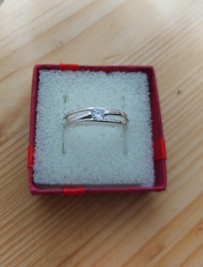 Ringen, kettingen, oorbellen te koop, Overige materialen, Gebruikt, Ophalen of Verzenden, 17 tot 18