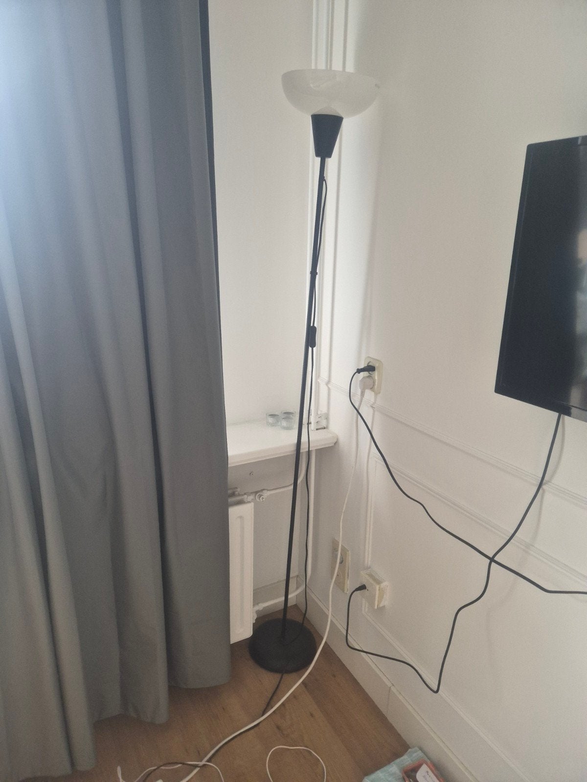 TÅGARP
Staande uplight, Huis en Inrichting, Ophalen, Zo goed als nieuw, 150 tot 200 cm