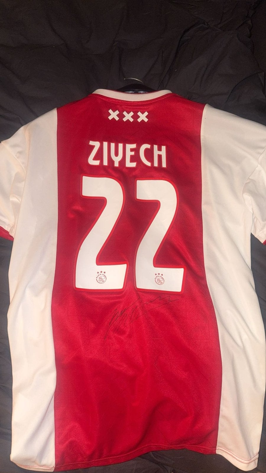 Ajax Thuisshirt Ziyech 22 Gesigneerd, Ophalen of Verzenden, Zo goed als nieuw, Maat 48/50 (M), Rood