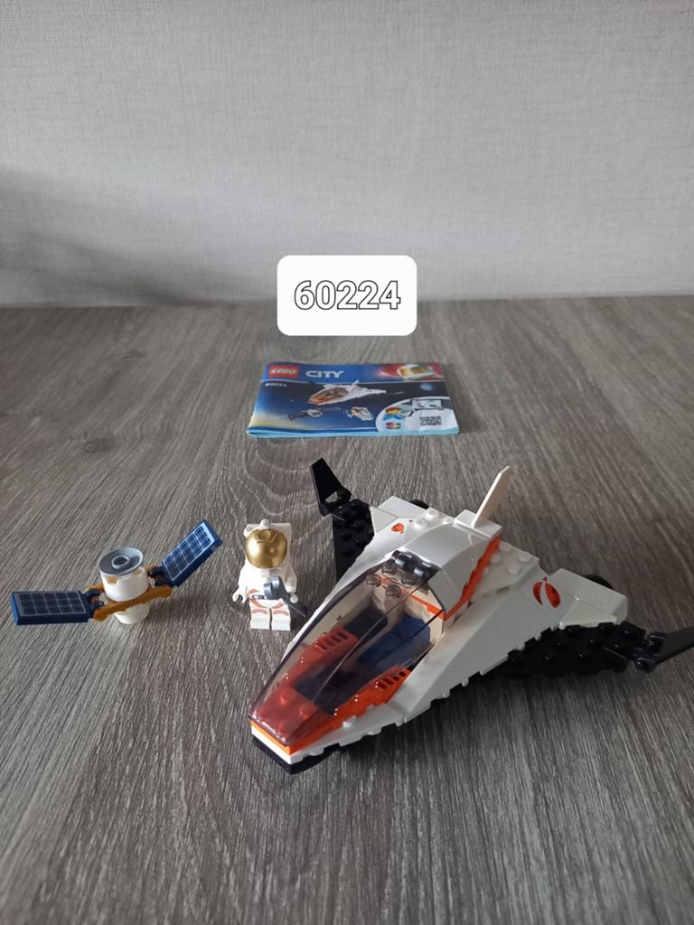 LEGO  60224, Ophalen of Verzenden, Zo goed als nieuw