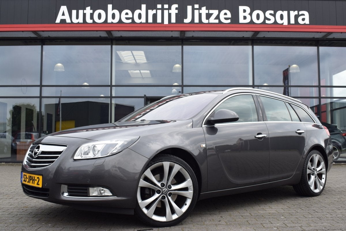 Opel Insignia Sports Tourer 1.6 T 180pk Executive Bi-Xenon |, Auto's, Euro 5, Gebruikt, 4 cilinders, 179 pk