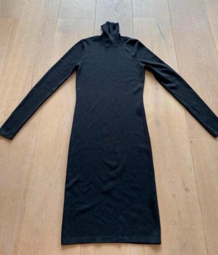 Nikkie jurk 38 stretch coljurk nieuwstaat, Maat 38/40 (M), Zwart, Ophalen of Verzenden, Zo goed als nieuw