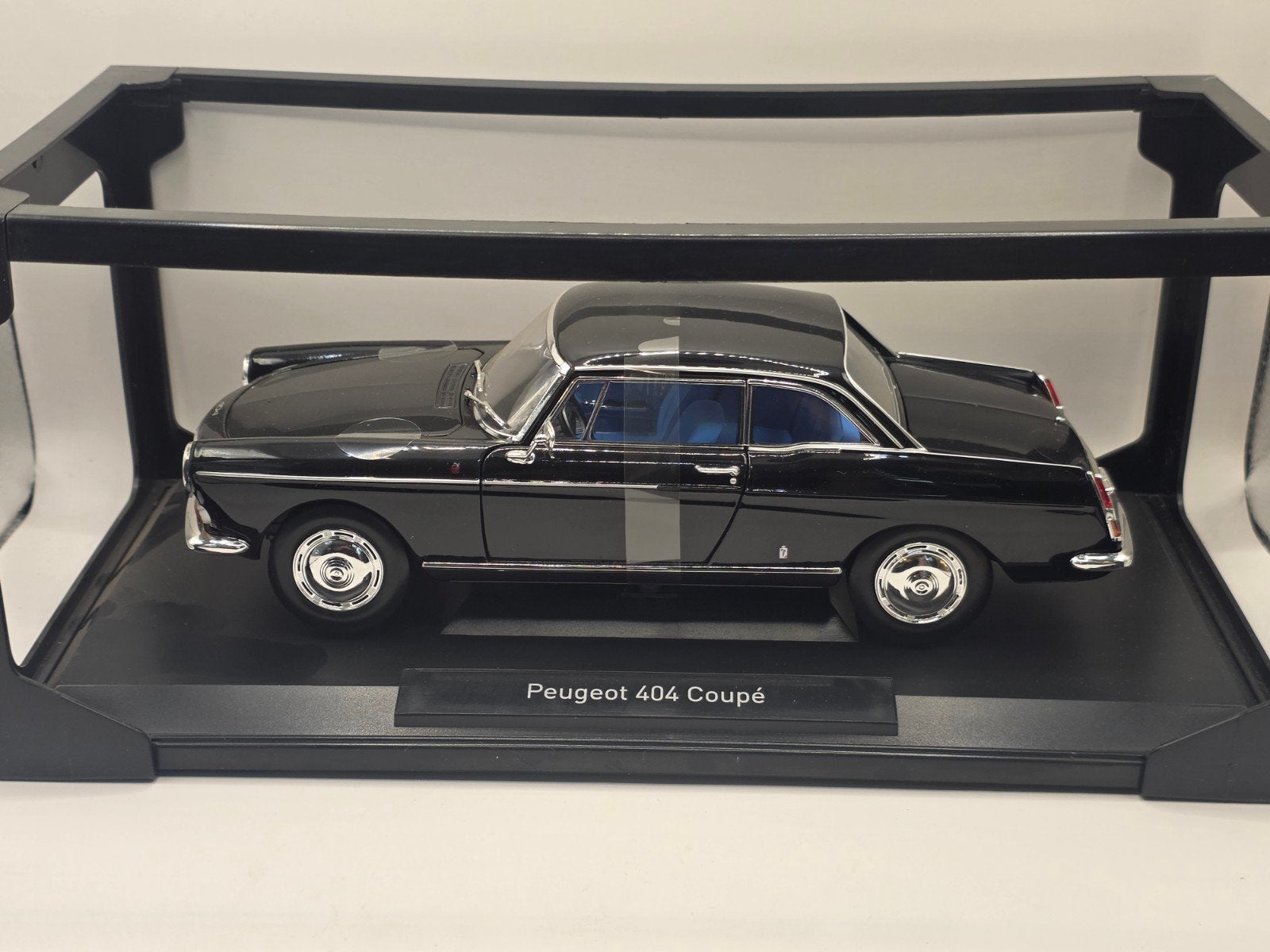 peugeot 404 coupe, Ophalen of Verzenden, Zo goed als nieuw, Norev