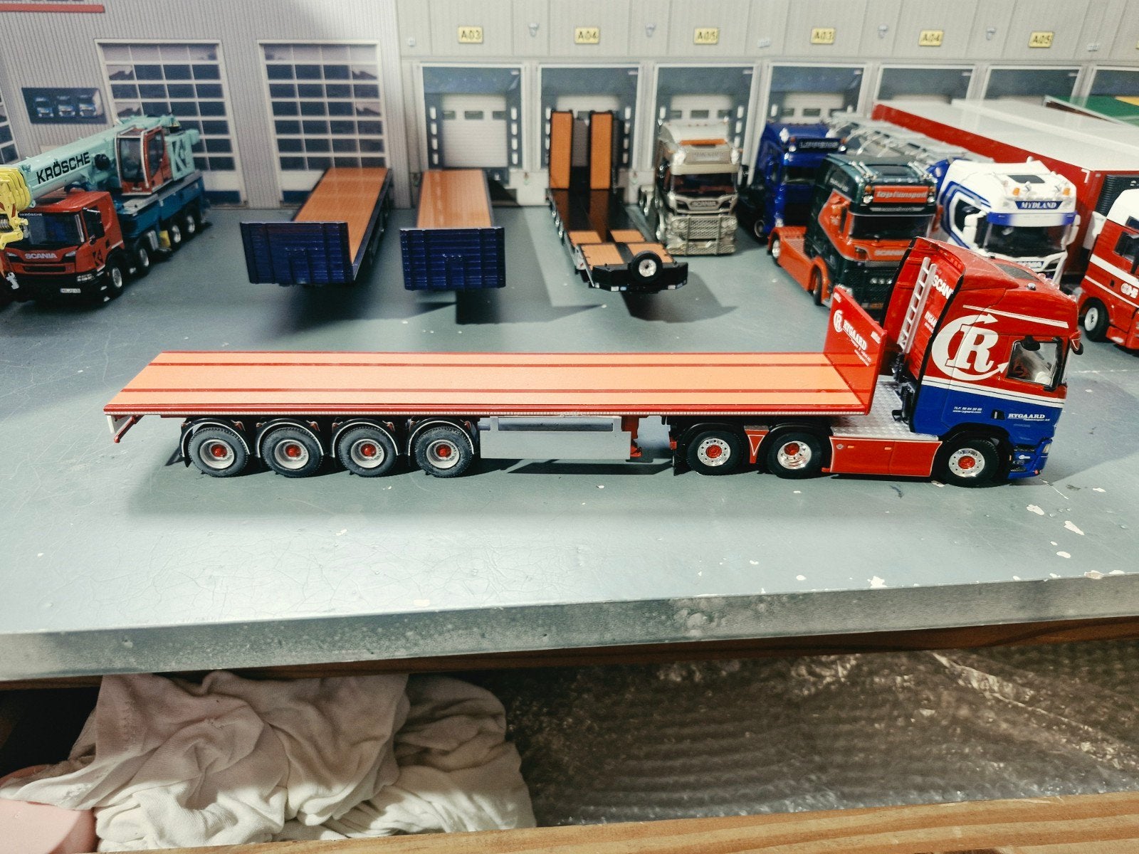 Scania met platte trailer rygaard wsi, Ophalen of Verzenden, Zo goed als nieuw, Bus of Vrachtwagen, Wsi