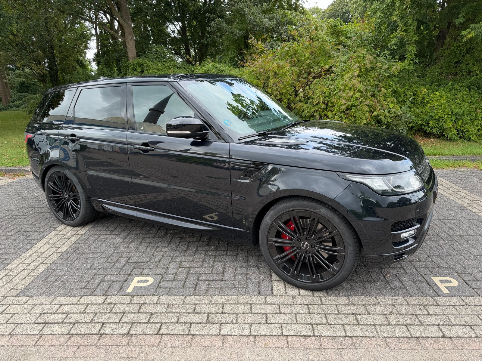 Land Rover Range Rover (sport) 3.0 Tdv6 AUT 2018, Auto's, Land Rover, 2993 cc, 258 pk, 2102 kg, Zwart