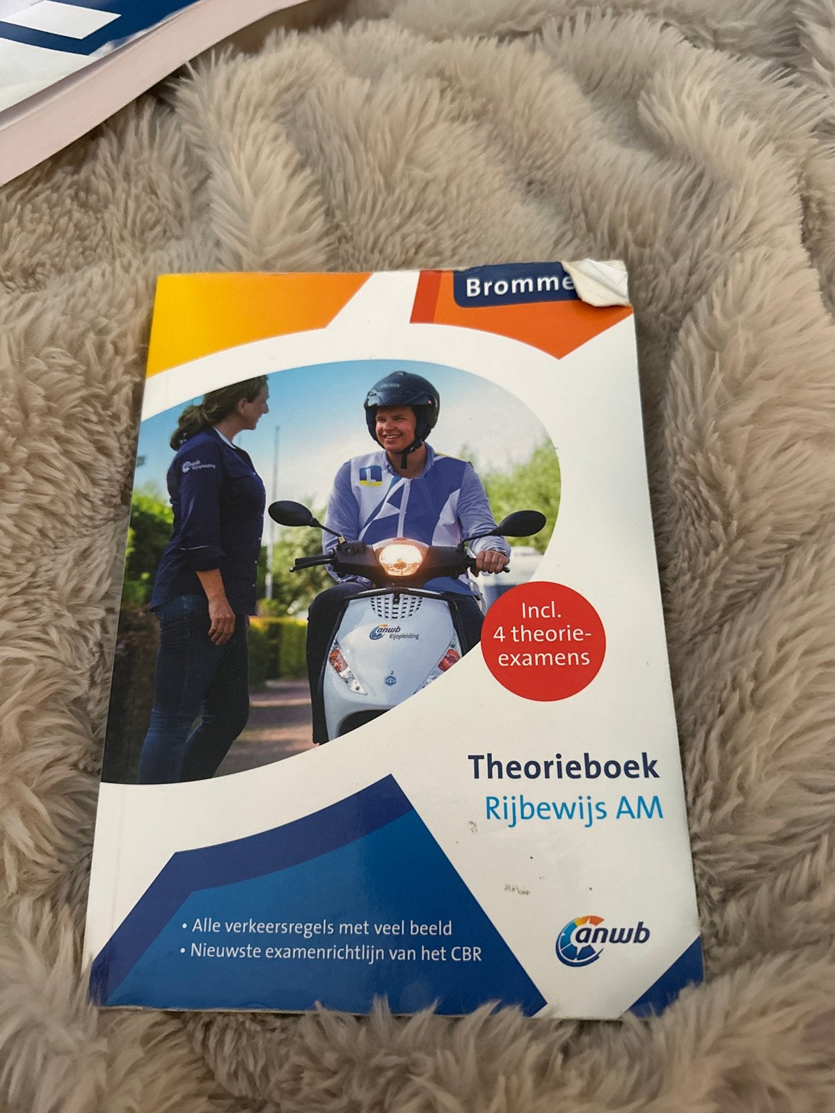 ANWB Brommer Theorieboek Rijbewijs AM, Ophalen of Verzenden, Gelezen, MBO