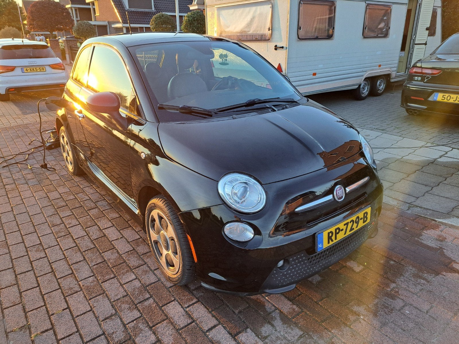 Fiat 2014 Zwart, Auto's, Zwart, 4 stoelen, Zwart, USB