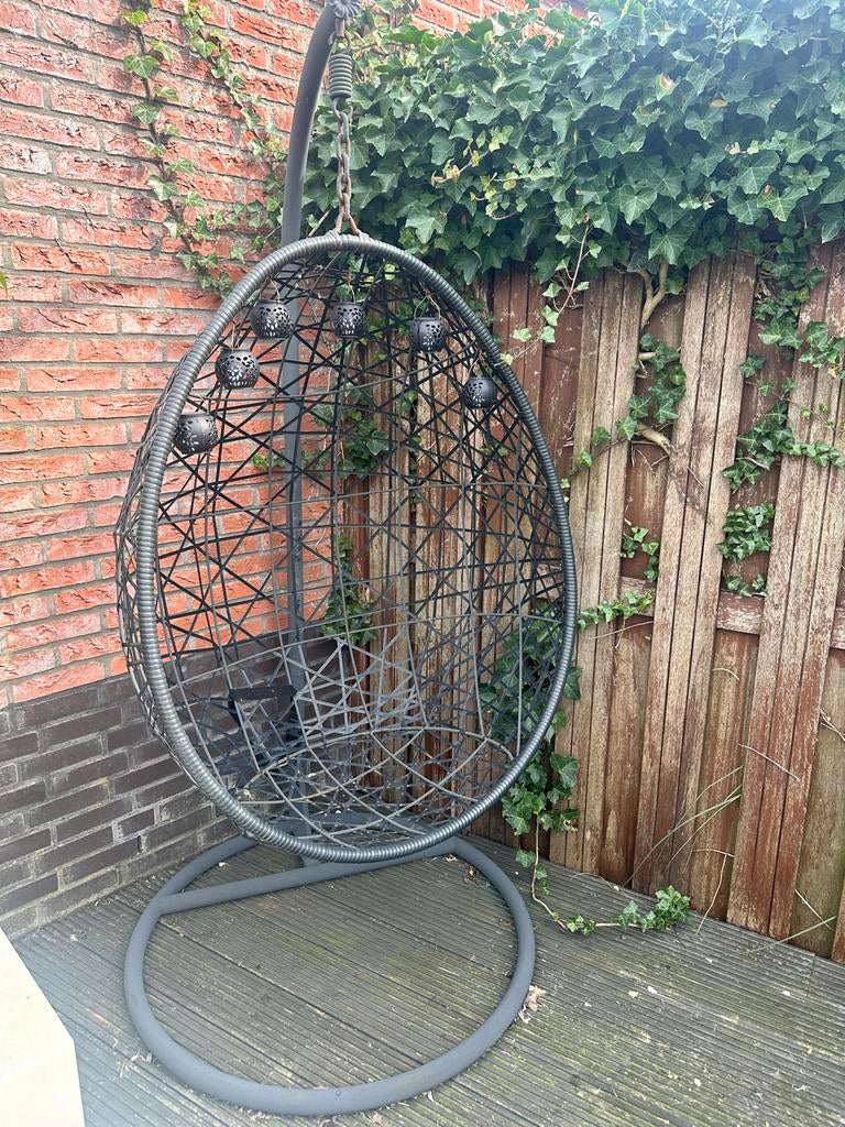 Hang- zit ei, 3 jaar oud., Ophalen, Gebruikt, Metaal