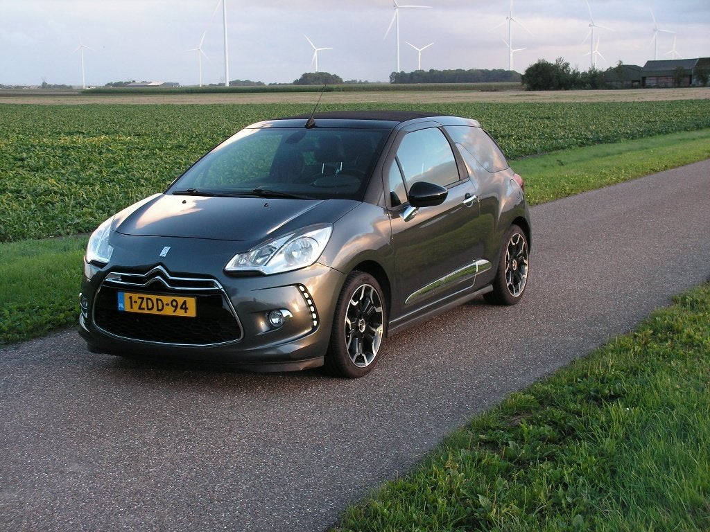 Citroën DS3 1.6 THP Turbo Cabrio Leder Lage kmstand, Auto's, Voorwielaandrijving, 1131 kg, Zwart, 49 €/maand