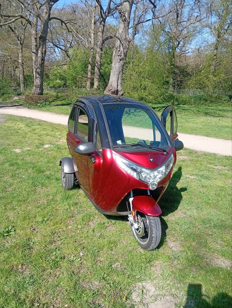 Move Vigorous. innersity 2  rood/zwart, Diversen, Brommobielen en Scootmobielen, Ophalen of Verzenden, 46 km of meer, Overige merken