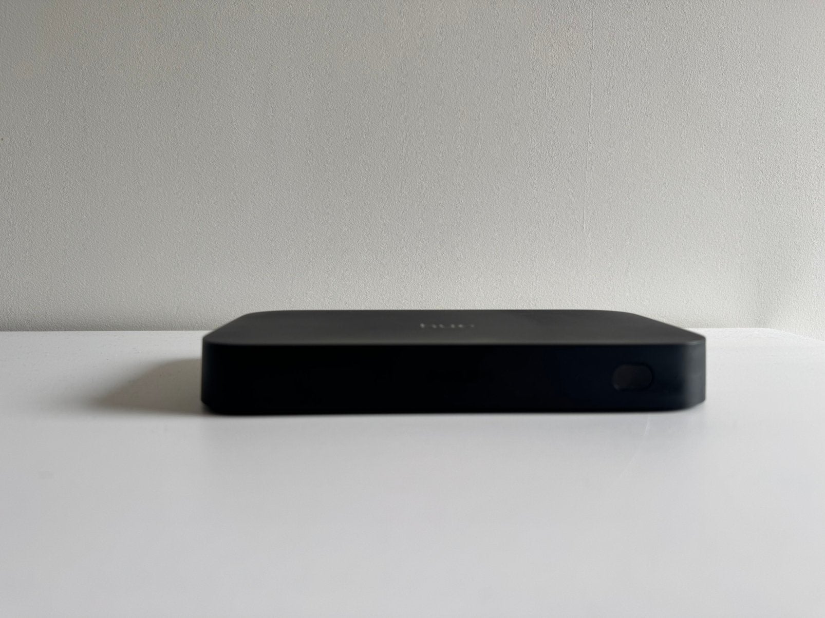 Philips Hue Play HDMI Sync Box 4K – In nette staat, Audio, Tv en Foto, Televisie-accessoires, Ophalen, Zo goed als nieuw