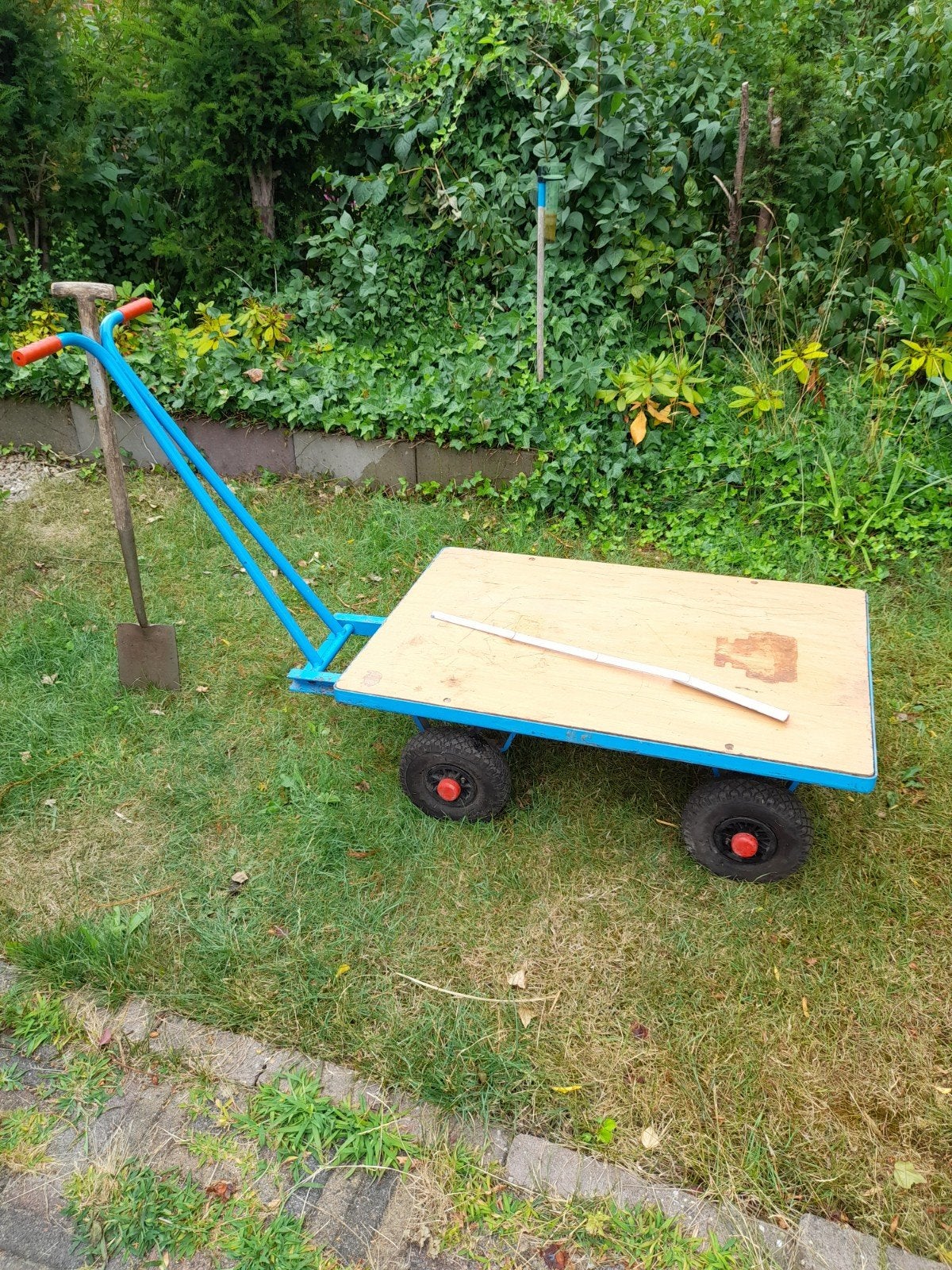 Plat handwagentje - Eurokraft - 105x75cm - 500kg, Doe-het-zelf en Verbouw, Transportwagens, 100 liter of meer, Ophalen, Gebruikt