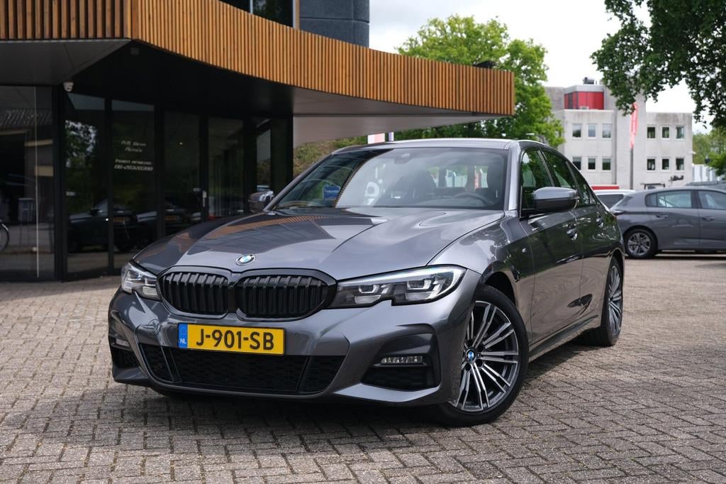 BMW 3-serie 318d Executive Edition|RIJKLAAR!|M-Sport|Alcanta, Auto's, Automaat, Achterwielaandrijving, 4 cilinders, 150 pk