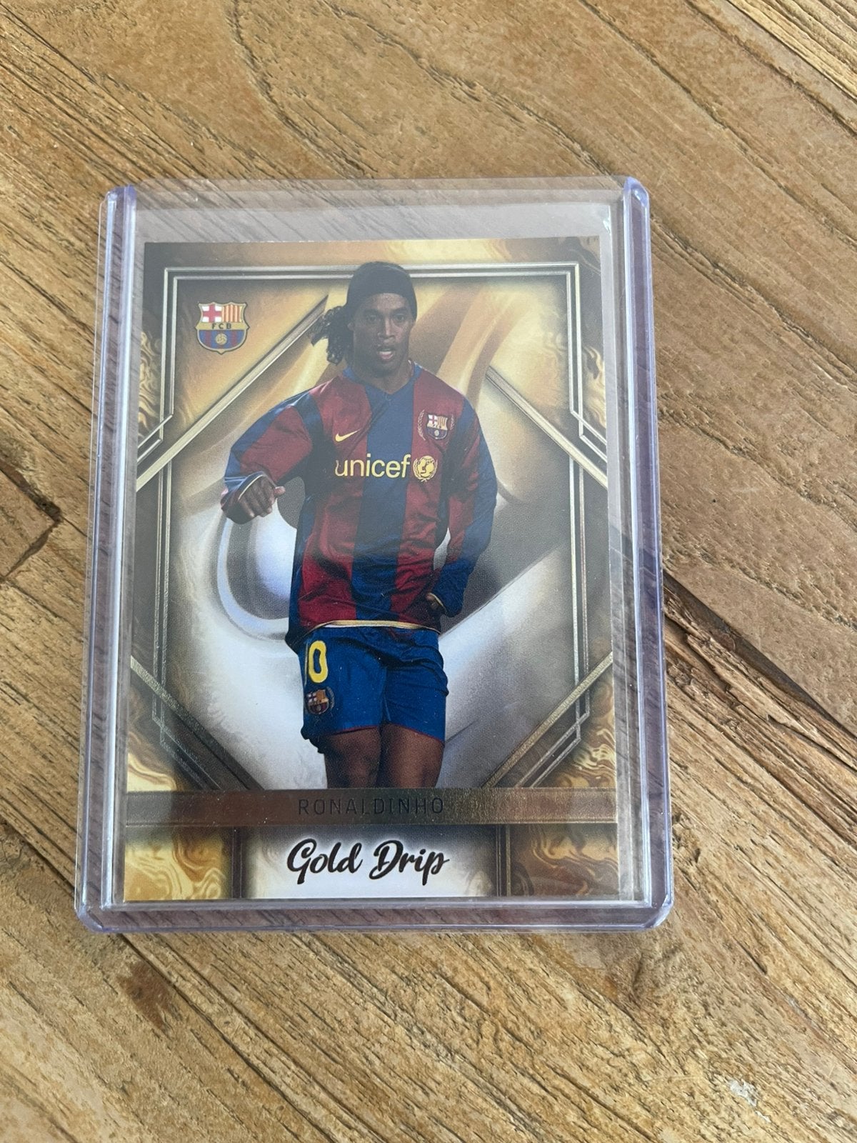Ronaldinho FC Barcelona Gold Drip Topps Brazilie 2024, Ophalen of Verzenden, Zo goed als nieuw, Plaatje