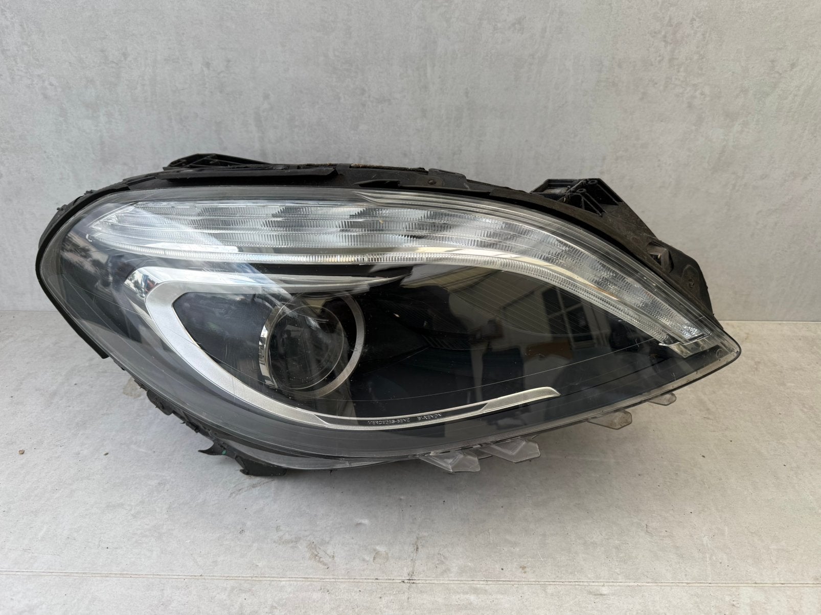 Koplamp Mercedes B Klasse W246 Bixenon Rechts A2468207261, Ophalen