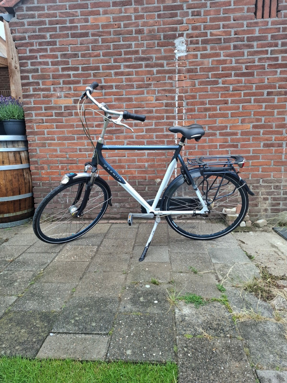 Gazelle Montreux LTD 28" D65 8 versnellingen, Fietsen en Brommers, Fietsen | Heren | Herenfietsen, Ophalen, Gebruikt, Versnellingen