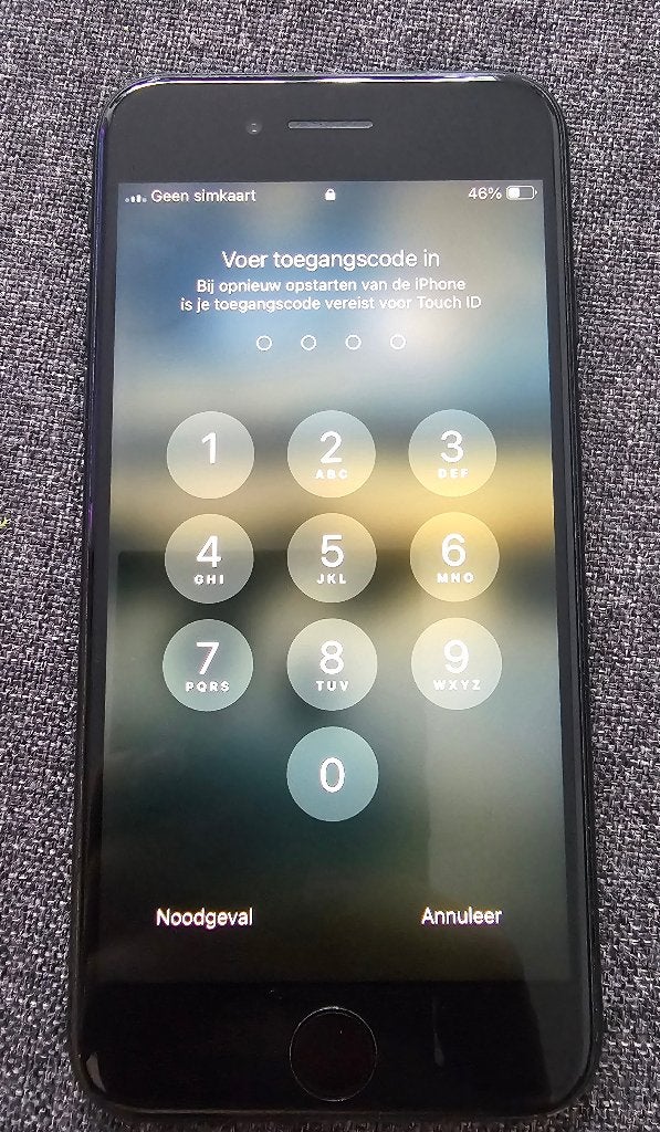 Apple Iphone SE 2020 READ DESCRIPTION, Gebruikt, Zwart, Ophalen of Verzenden, 64 GB