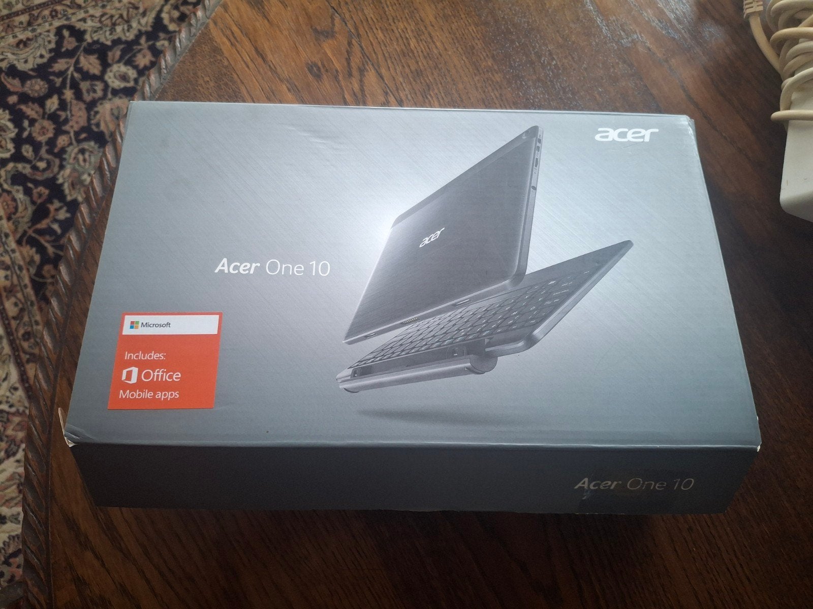 Acer One 10 - 2-in-1 Laptop/Tablet met Office Mobile, Computers en Software, Ophalen, Minder dan 2 Ghz, 10 inch of minder, Nieuw