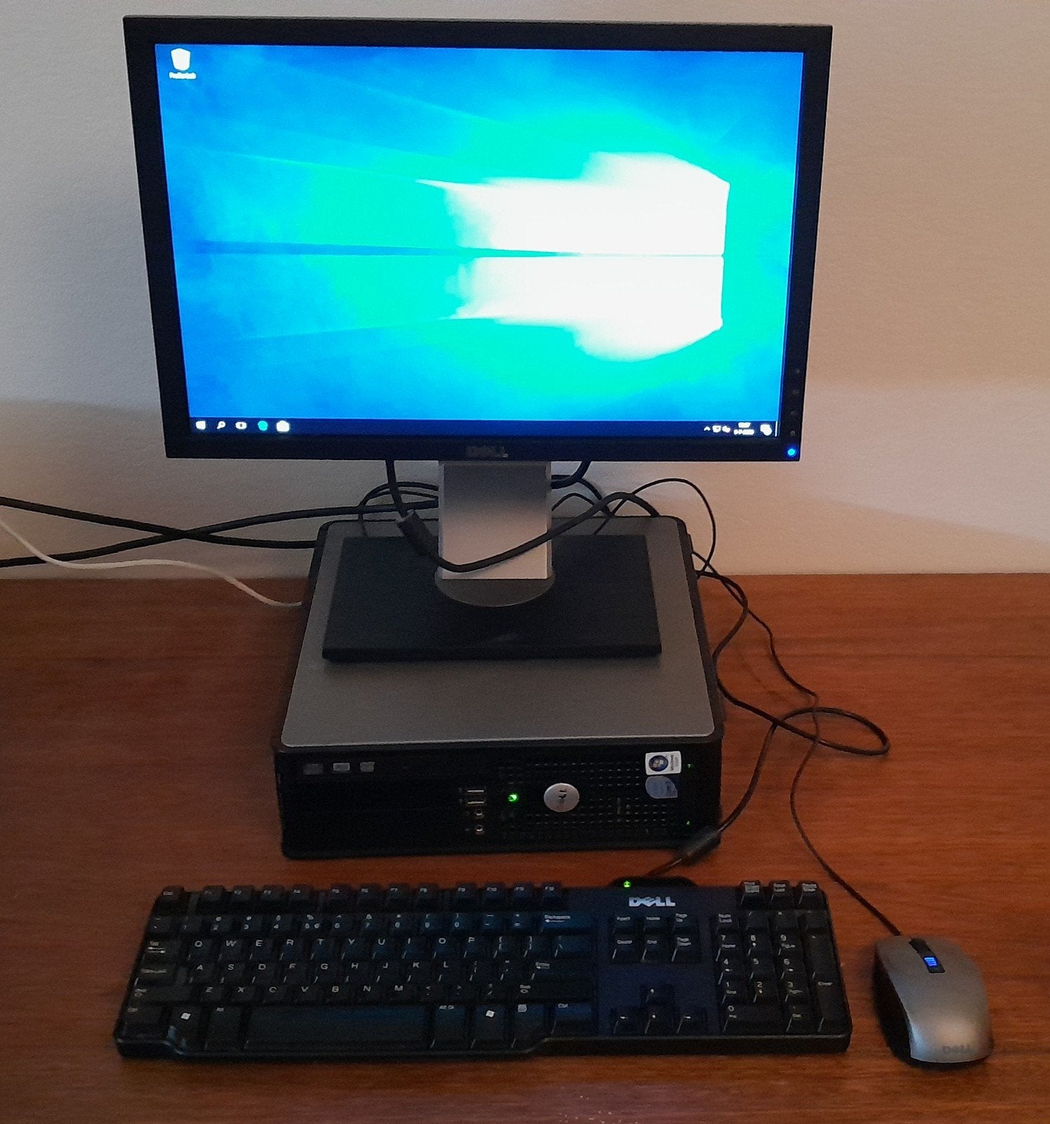 Dell Optiplex 760 met Windows 10 Pro, Ophalen, Gebruikt, 2 tot 3 Ghz, Intel Core 2 Duo / Quad