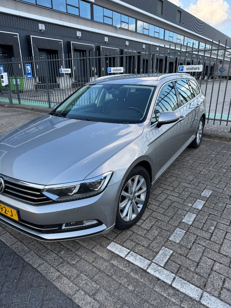 Volkswagen Passat 1.4 TSI 170 pk, Voorwielaandrijving, 125 pk, USB, 4 cilinders