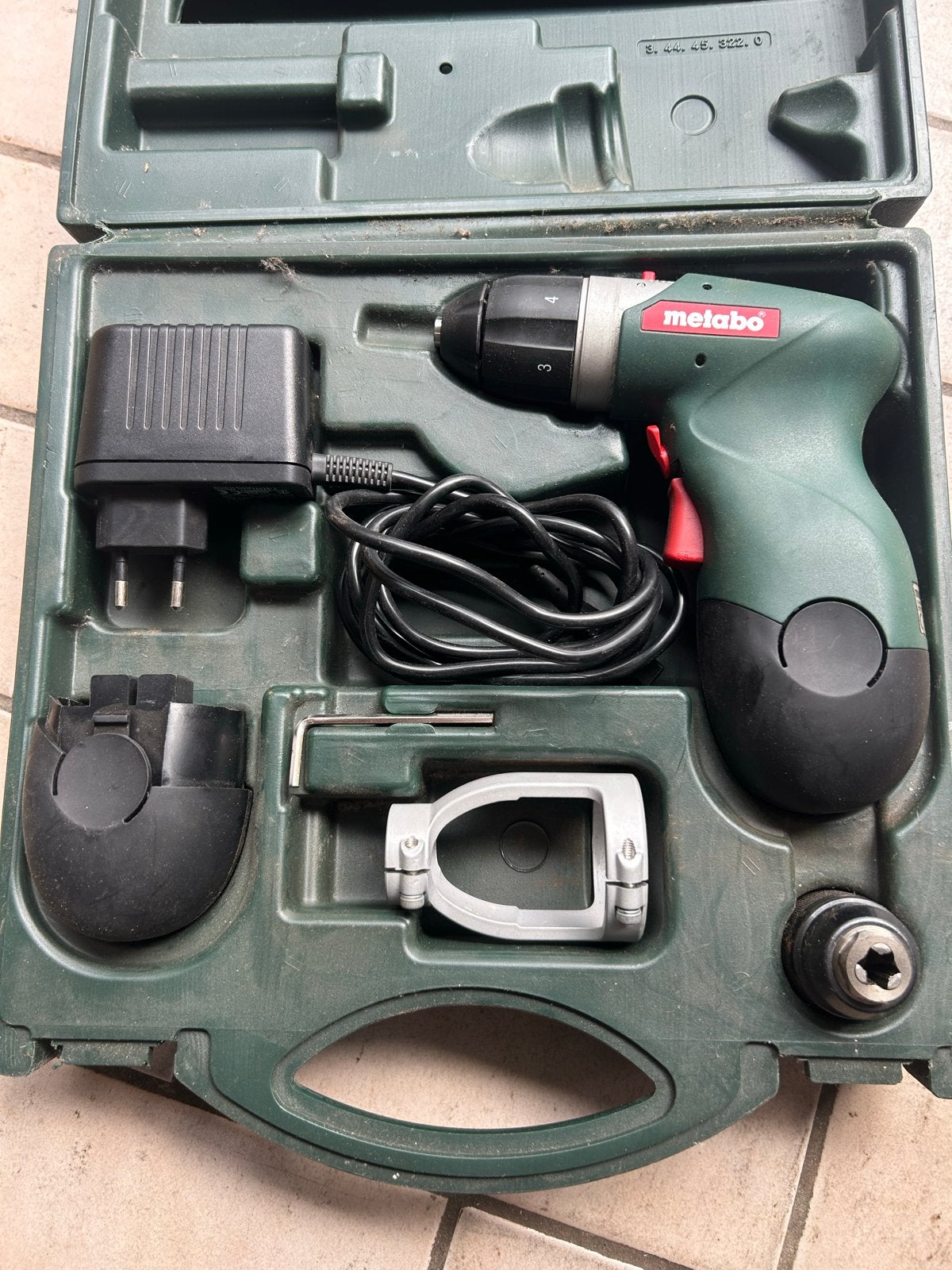 Metabo PowerMaxx Accuboormachine 4.8V met oplader en koffer, Ophalen of Verzenden, Gebruikt, Minder dan 400 watt, Boor- en Schroefmachine