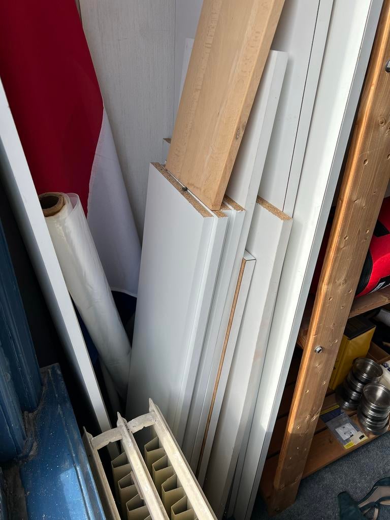 Diverse planken en plankdragers (zonder rails), Ophalen, Gebruikt
