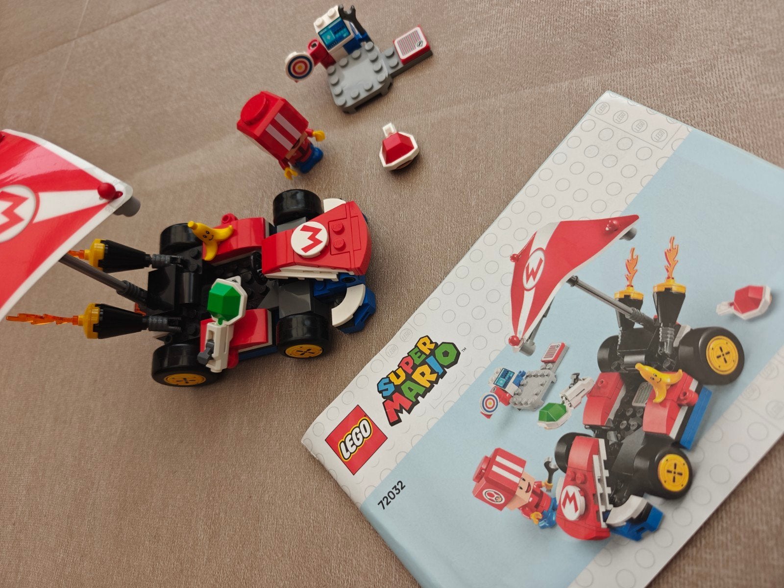 Lego Super Mario 72032, Ophalen