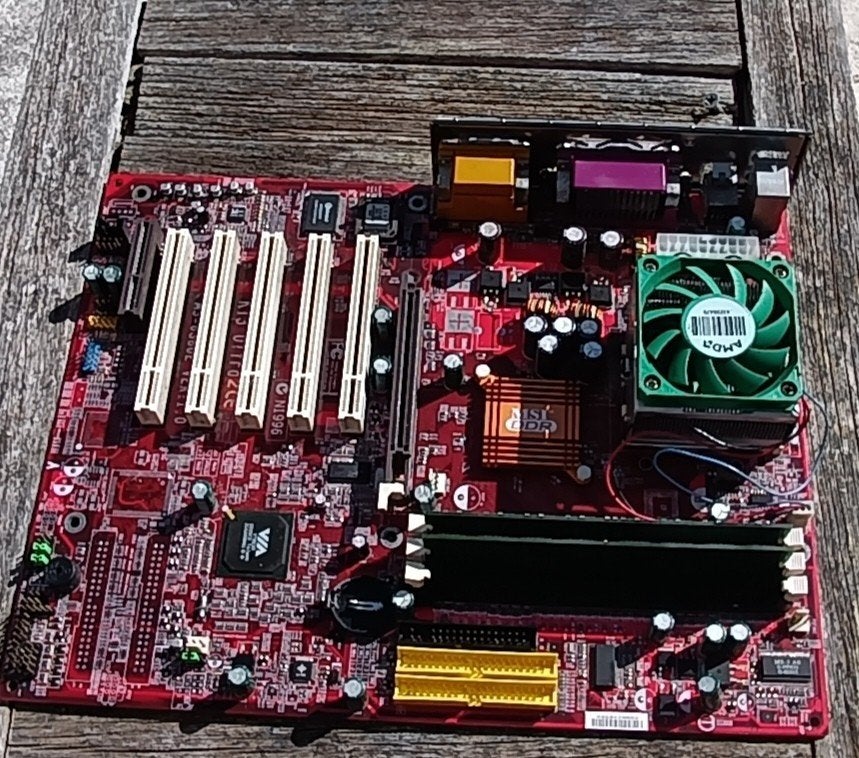 MSI KT3 Ultra2 Socket A vintage moederbord+cpu+geheugen, Ophalen of Verzenden, Gebruikt