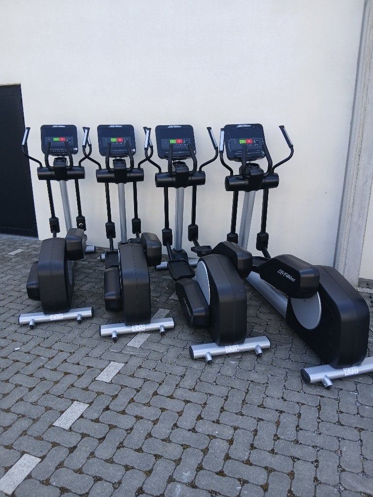 Life Fitness Crosstrainers, Sport en Fitness, Ophalen, Gebruikt, Benen, Overige typen