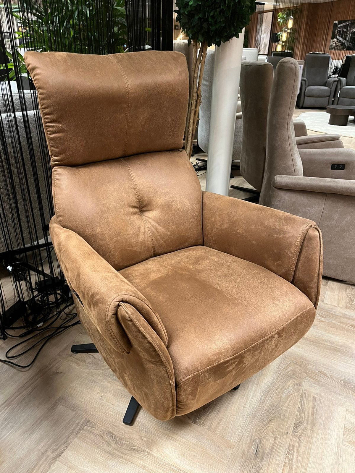 Nieuwe relaxfauteuil met 2 motoren gratis accu., Huis en Inrichting, Ophalen, Minder dan 75 cm, Nieuw, Stof