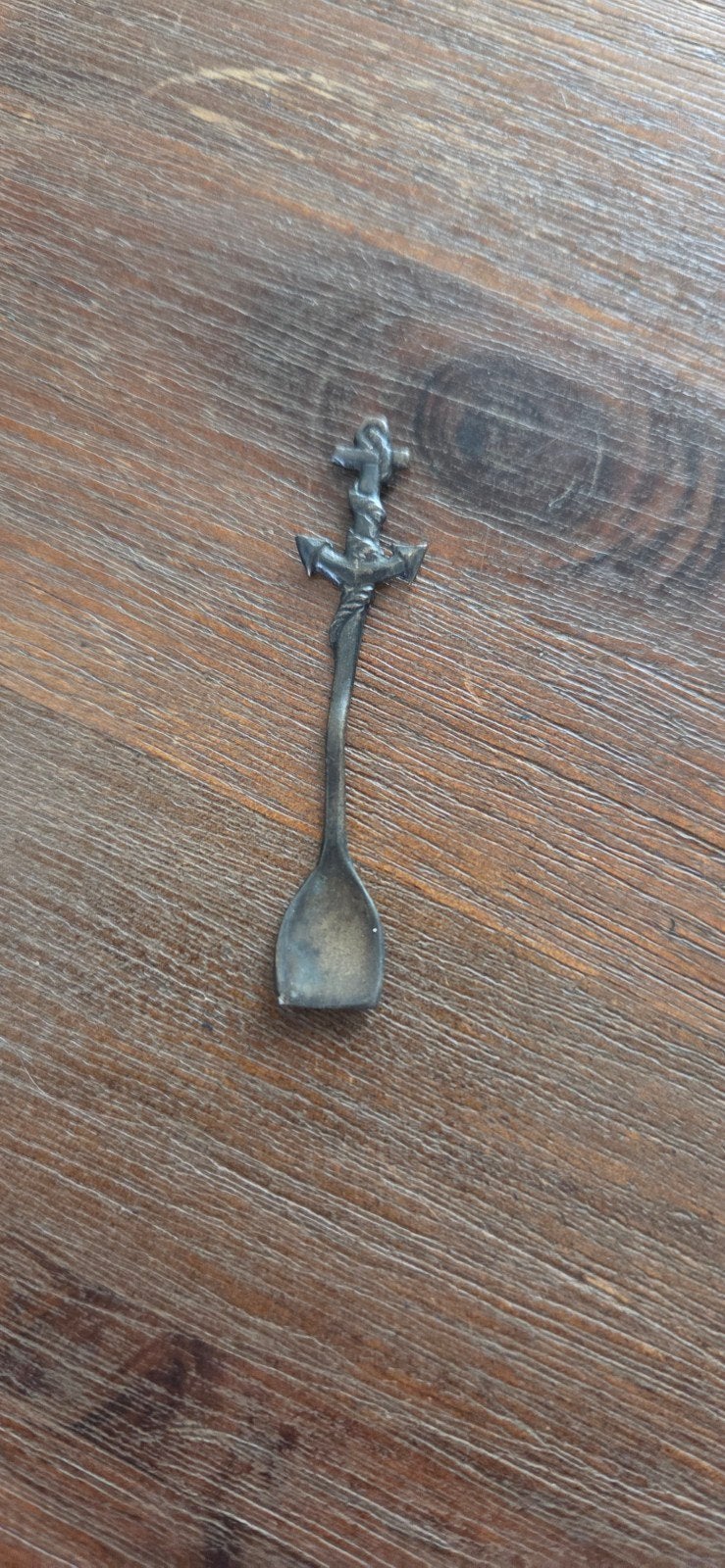 Heel klein lepeltje (6 cm) met anker., Antiek en Kunst, Antiek | Bestek, Ophalen of Verzenden