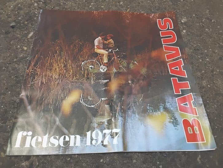 BATAVUS FOLDER 1977, Ophalen of Verzenden