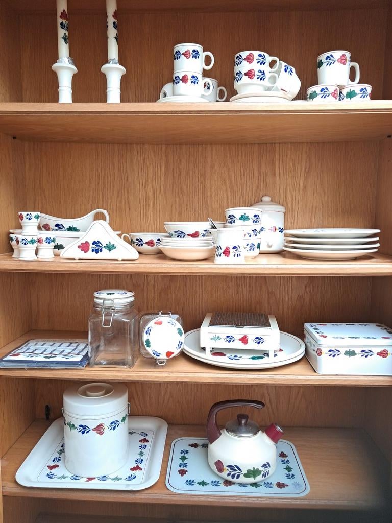 Uitgebreid Boerenbont Servies -, Huis en Inrichting, Ophalen, Zo goed als nieuw, Aardewerk, Boerenbont