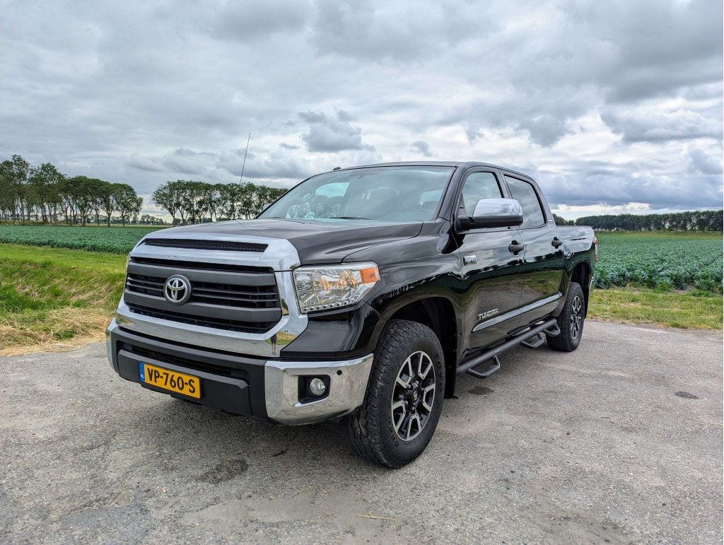 Toyota Tundra 5.7 V8 CrewMax 4x4 LPG 2015 Pick Up Euro 6, Auto's, Automaat, Stoelverwarming, Overige carrosserieën, Zwart