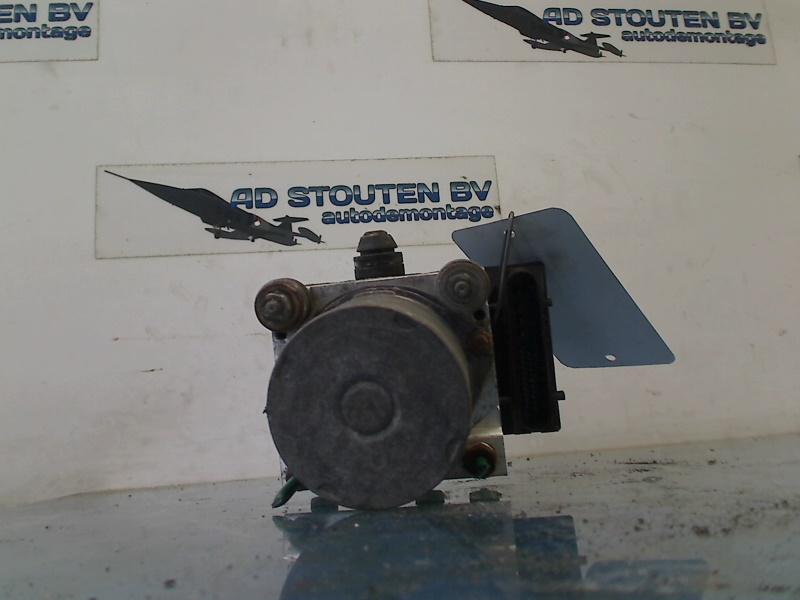 Abs Pomp Opel Corsa C (F08/68) (2004-07/2009-12) 265800443, Gebruikt, Bahnhofsplatz, Rüsselsheim am Main 65423, , Duitsland, Opel
