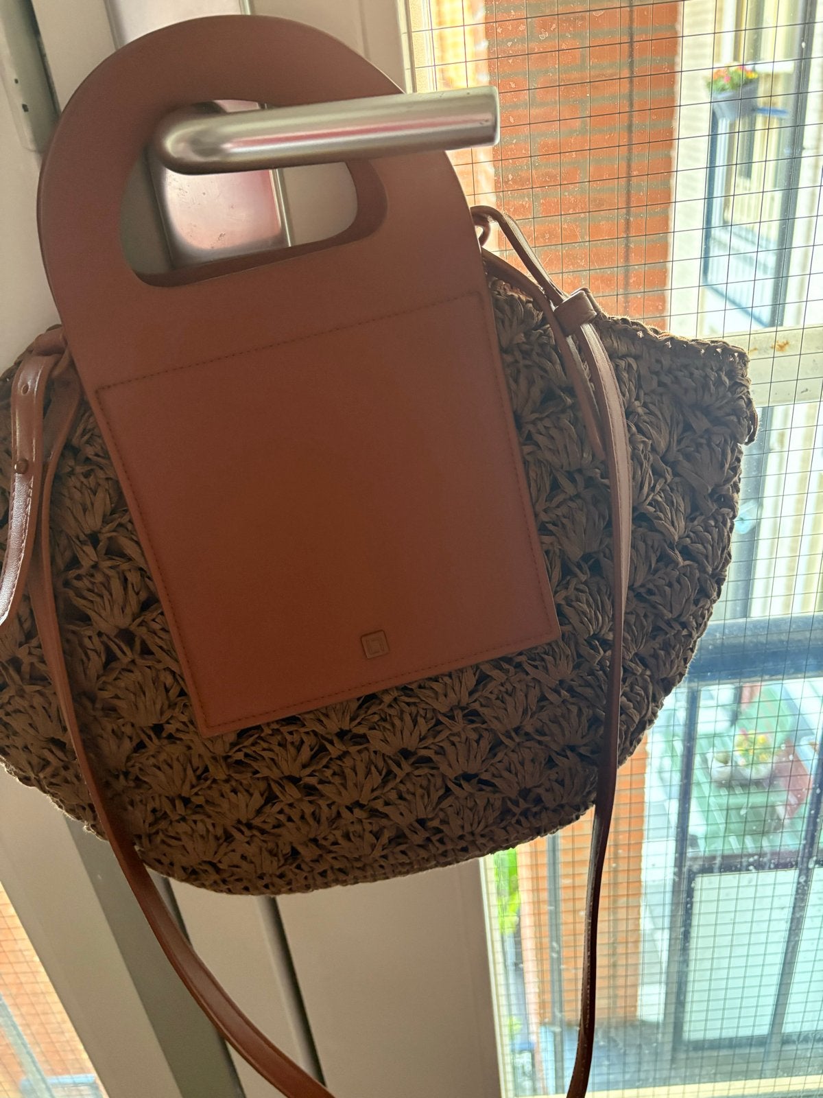 Mooie rieten handtas met leren details ook cross., Ophalen of Verzenden, Zo goed als nieuw, Bruin, Handtas