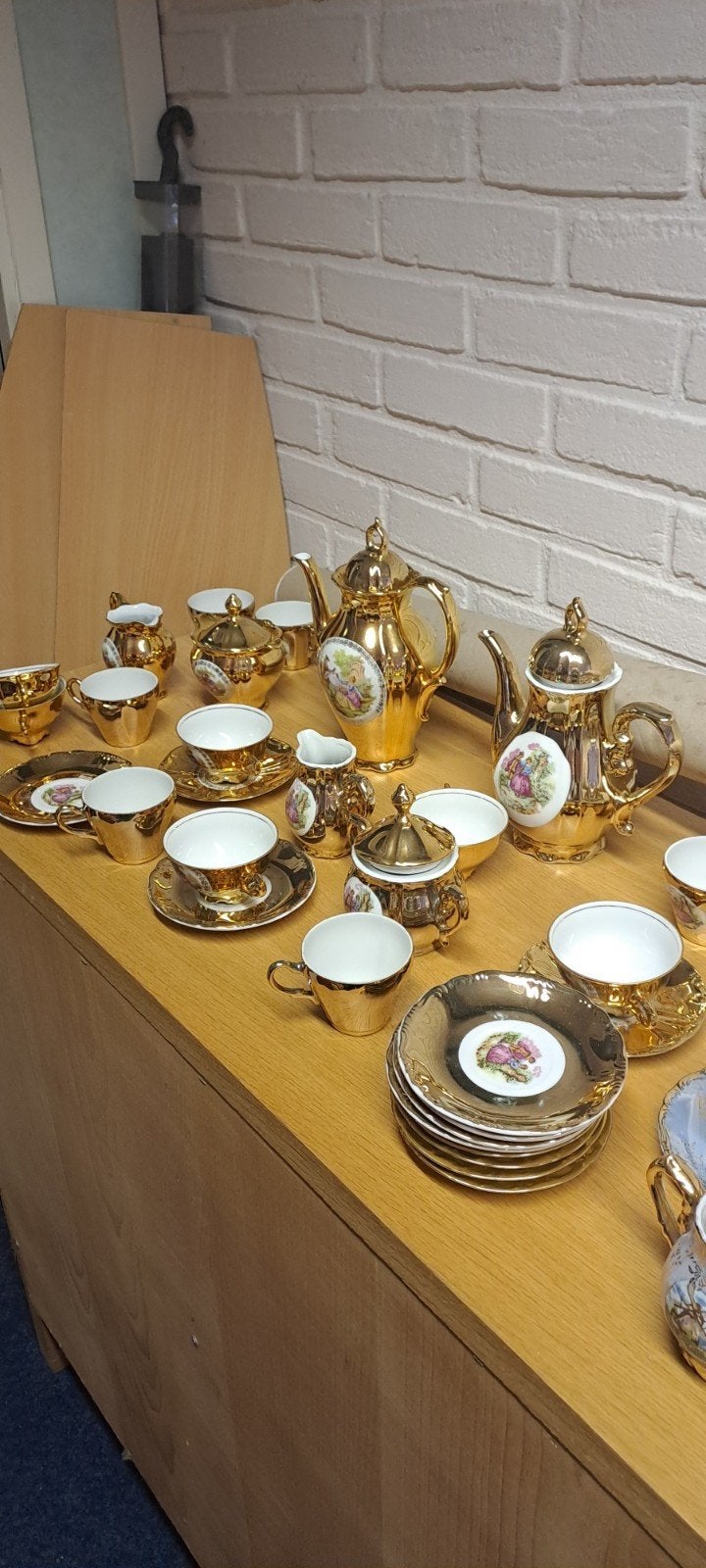 Gouden theeservies / koffieservies met decoratie, Antiek en Kunst, Antiek | Servies compleet, Ophalen