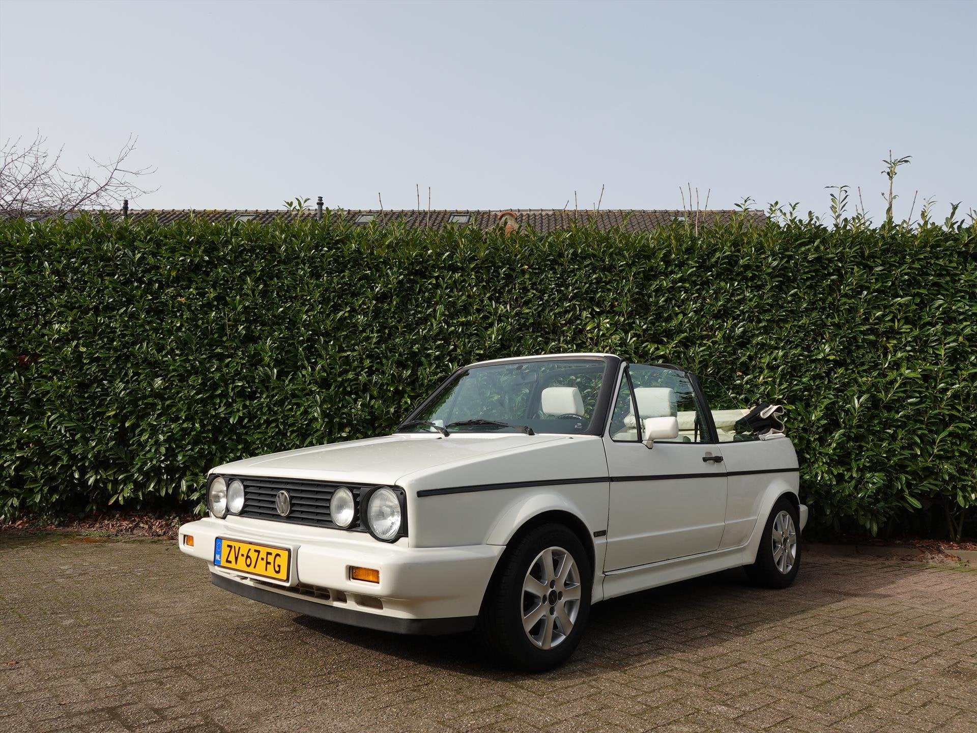 Volkswagen Volkswagen golf 1 cabriolet 1.8 AUTOMAAT STUURBEK, Auto's, Automaat, 95 pk, Cabriolet, Wit