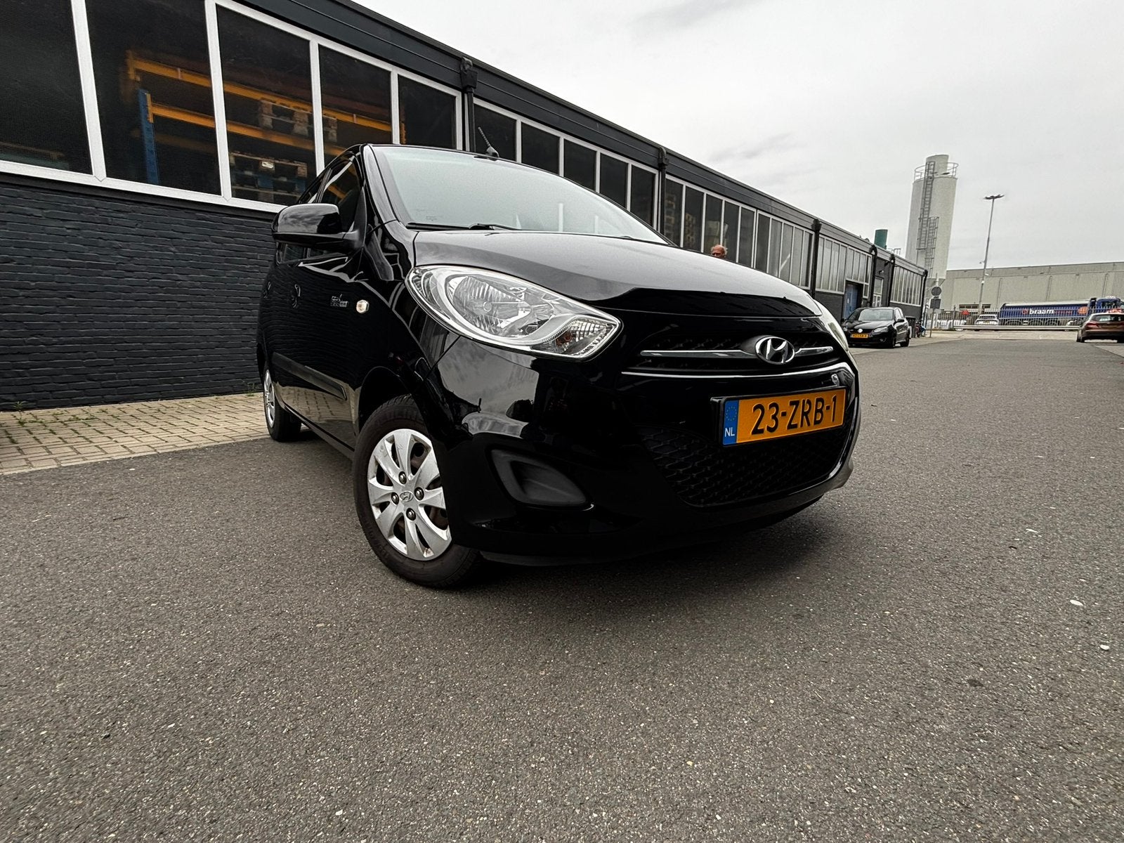 Nette Hyundai i10 | goed onderhouden | zuinig | APK, Voorwielaandrijving, Stof, 400 kg, Zwart