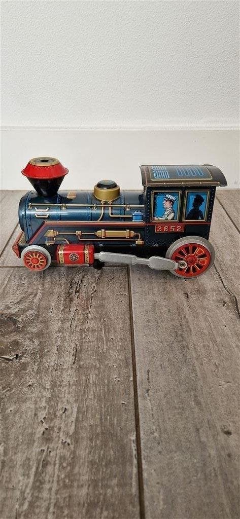 Vintage old metal locomotive steam 3652 modern made in Japan, Ophalen of Verzenden, Zo goed als nieuw, Trein, Overige typen